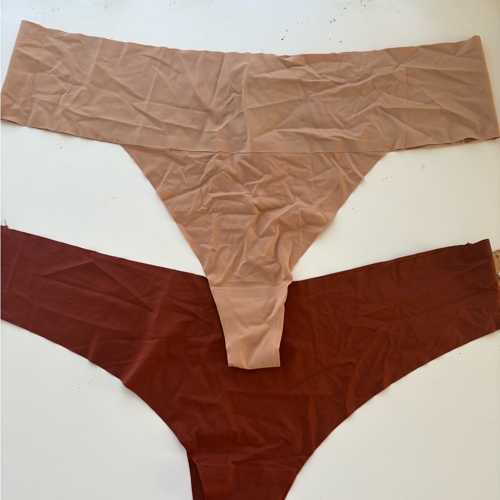 SKIMS bundle “ TWO THONGS”. Size: 4XL
